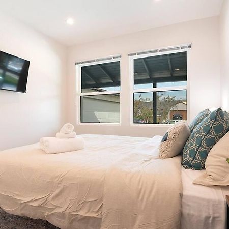 Beautiful 3 Bed 1 Bath Designer Home + Hot Tub Los Angeles Eksteriør bilde