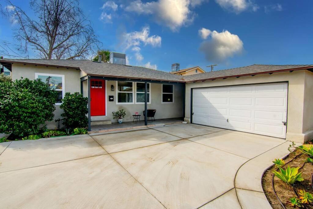 Beautiful 3 Bed 1 Bath Designer Home + Hot Tub Los Angeles Eksteriør bilde